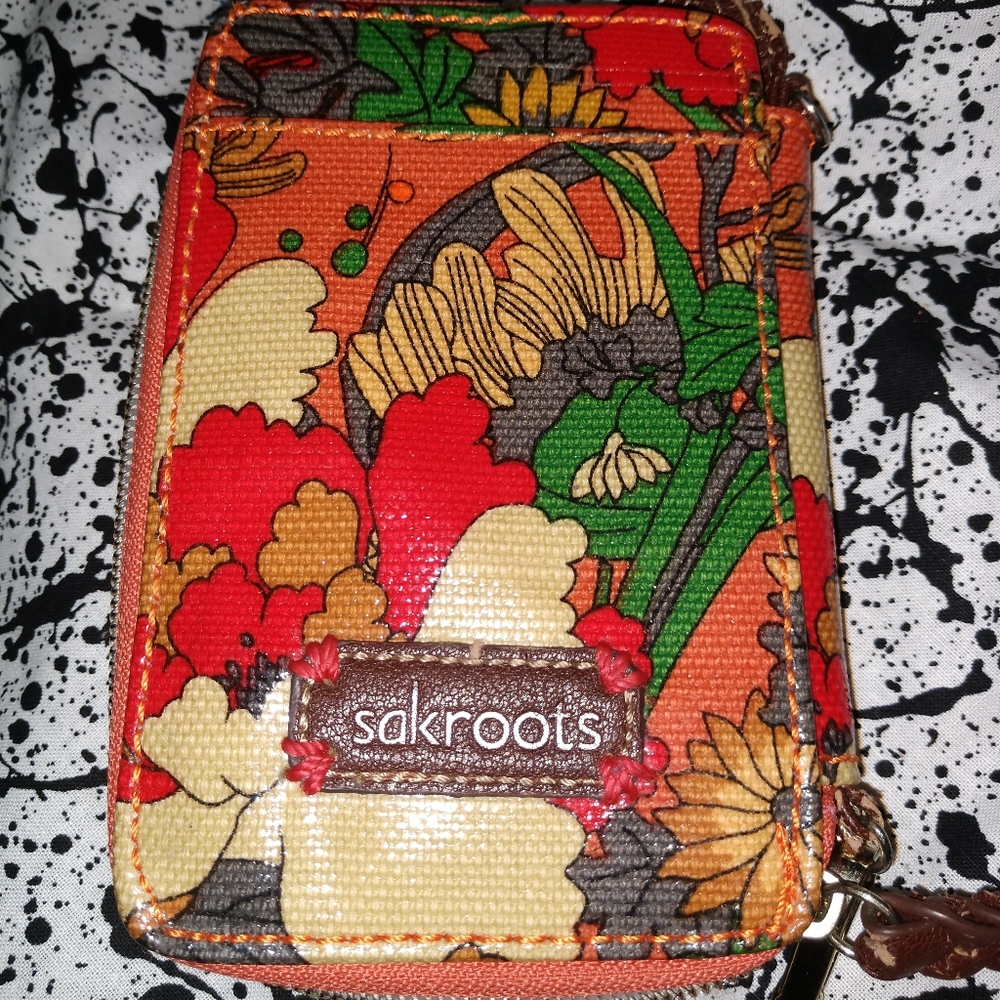 Sakroots Wallet - Picture 5 of 9